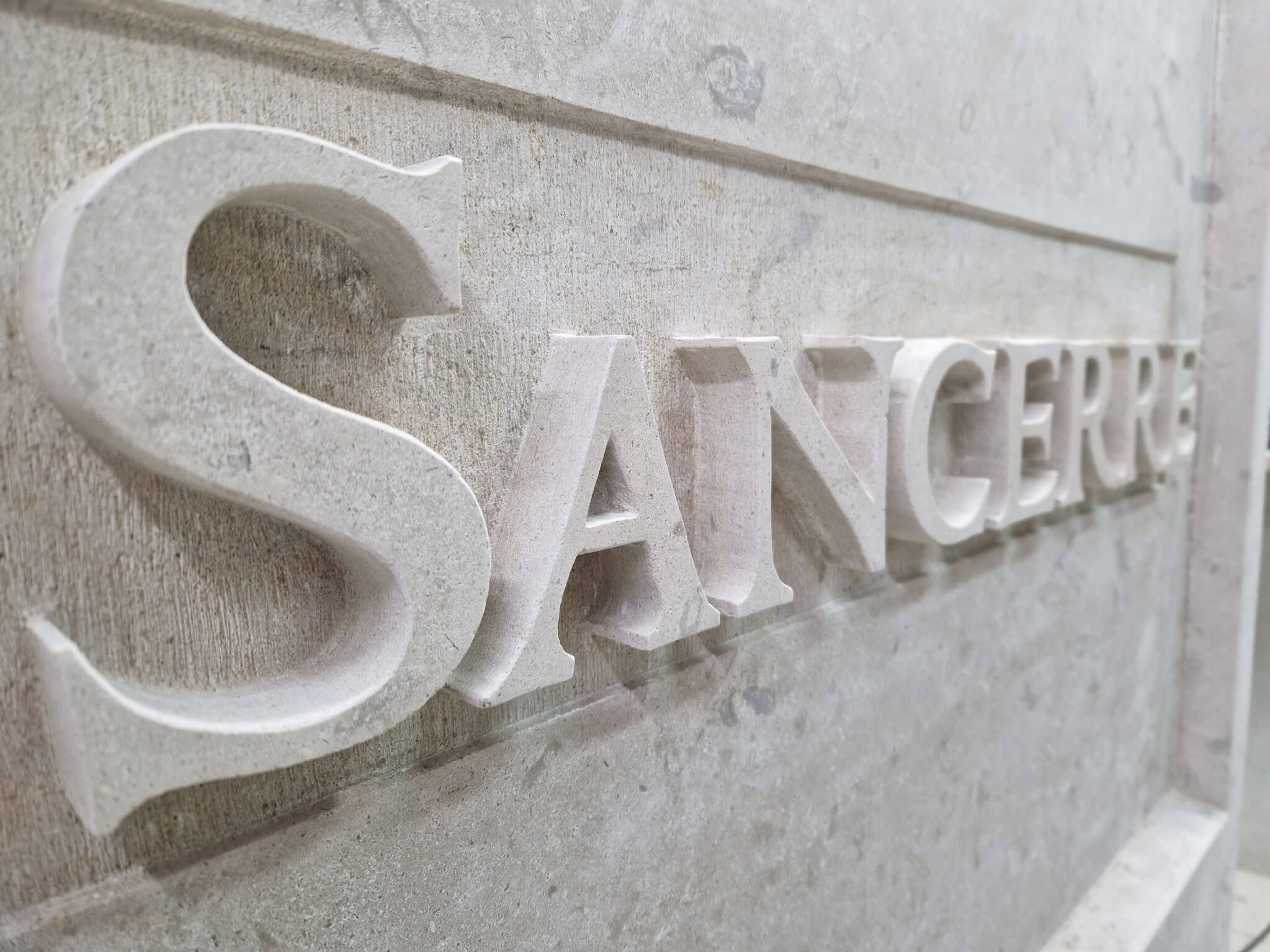 Sculpture en pierre - Atelier Taille et Création